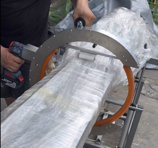 Powered Handheld Orbital Wrapper | Portable Stretch Film Machine for Pipes, Lumber & Long Products HROW-450 Video