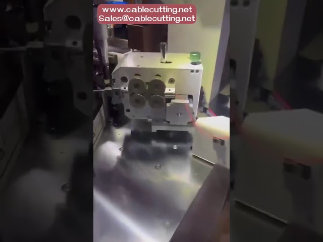 Automatic wire stripping and crimping machine for Molex SL Crimp Terminals